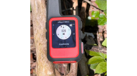 Garmin inReach Mini 2 Flame Red та Spine Mount 2.0 Adapter — супутниковий зв’язок і професійне кріплення для екстремальних умов