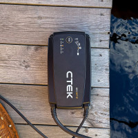 Зарядний пристрій CTEK NXT 15 EU · 12 В / 15 А