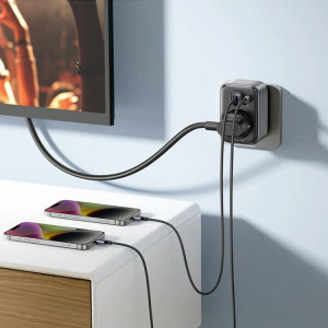 Сетевой зарядный устройство с розеткой Ugreen CD314 GaN 30W 2USB-A+1USB-C+1AC Gray